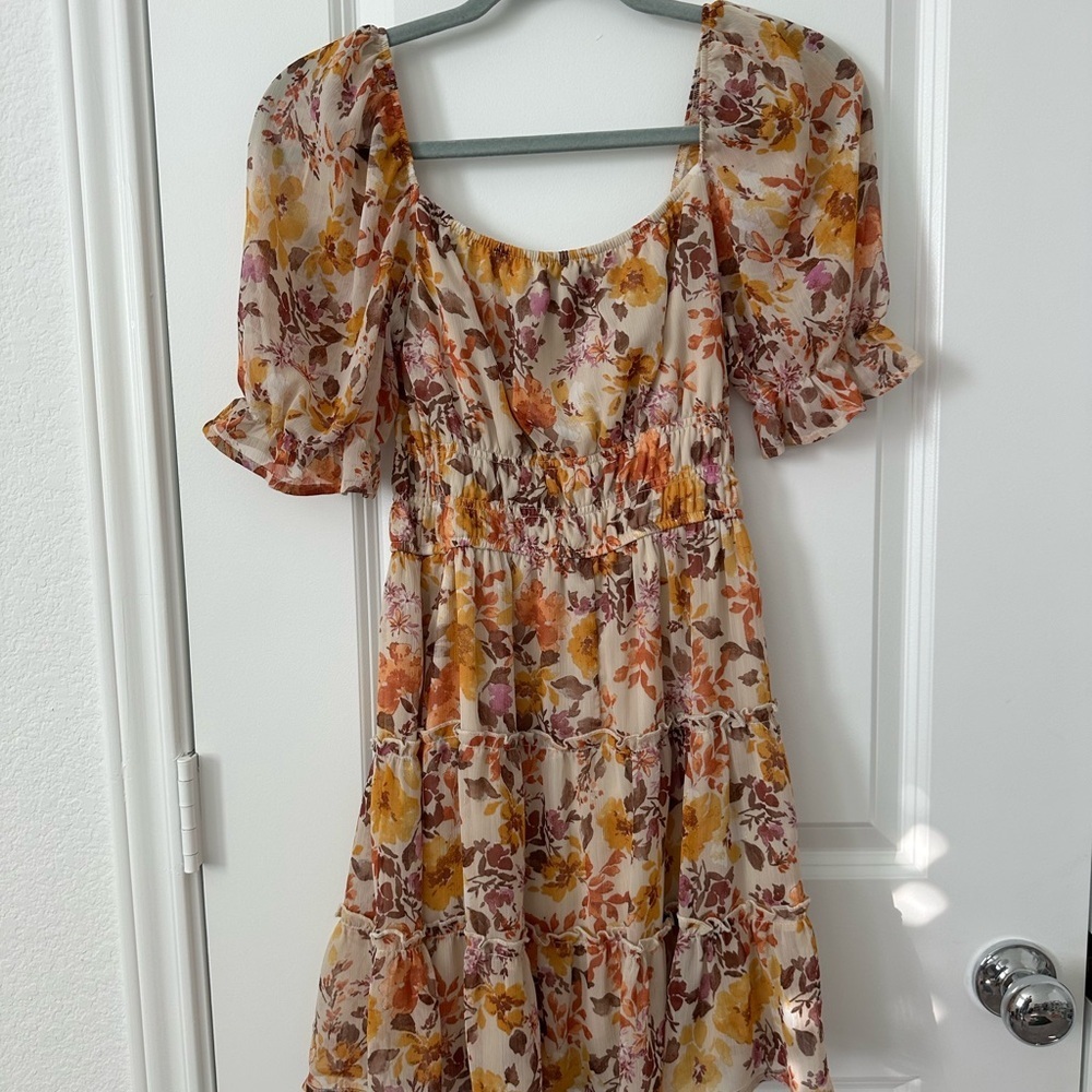 Jun & Ivy Floral Dress with Puff Sleeves - Picture 2 of 3